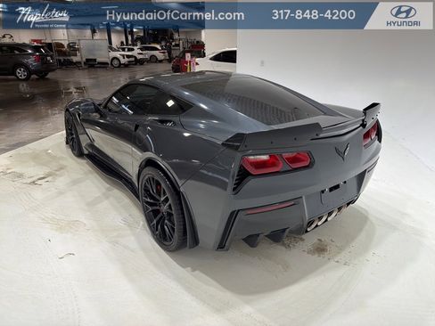 Used 2017 Chevrolet Corvette Stingray Coupe w/ 1LT image 6