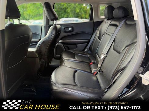 Used 2020 Jeep Compass Limited AWD/4WD image 17