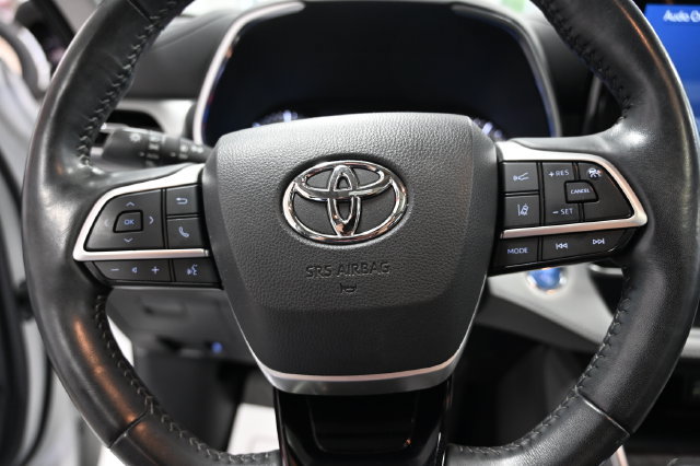 Used 2022 Toyota Highlander Platinum AWD/4WD image 26