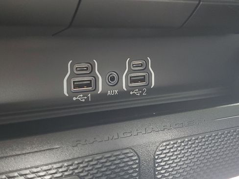Used 2025 RAM 1500 Big Horn AWD/4WD image 28