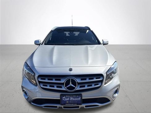Used 2018 Mercedes-Benz GLA 250 4MATIC image 2