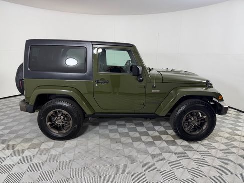 Used 2016 Jeep Wrangler Sahara AWD/4WD image 4