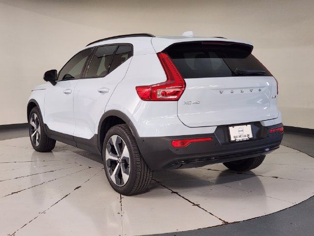 Certified 2026 Volvo XC40 B5 Plus w/ Protection Package Premier AWD/4WD image 6