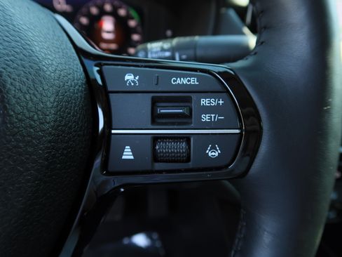 Certified 2025 Honda Accord Touring image 25