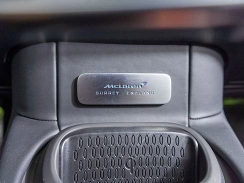 Used 2025 McLaren Artura Spider image 35