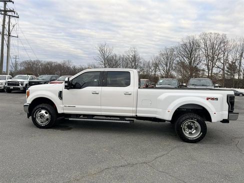 Used 2017 Ford F350 Lariat w/ Lariat Ultimate Package image 8