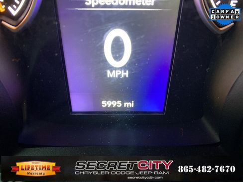 Used 2025 Jeep Wrangler Sport image 10