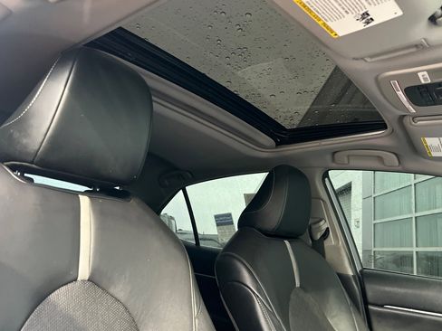 Used 2021 Toyota Camry XSE w/ Navigation Upgrade Package image 13