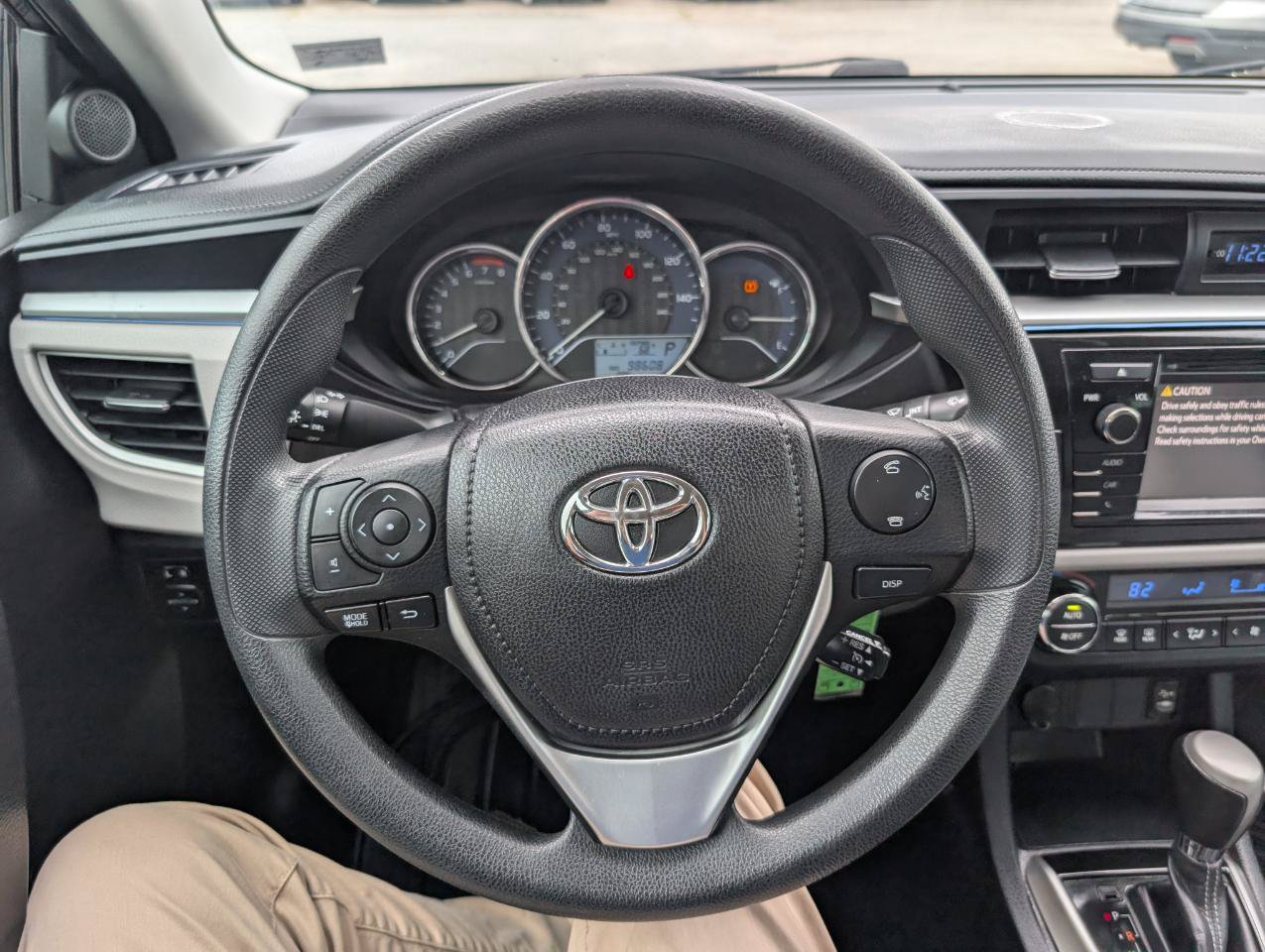 Used 2016 Toyota Corolla LE FWD image 13