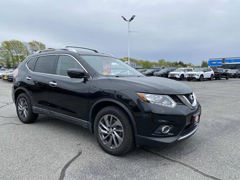 Used 2016 Nissan Rogue SL AWD/4WD image 2