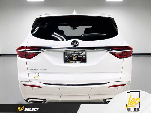 Used 2020 Buick Enclave Essence FWD image 9