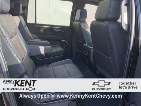 Used 2026 Chevrolet Suburban High Country w/ Sun And Tow Package image 16