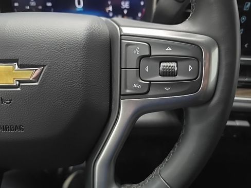 Used 2025 Chevrolet Silverado 2500 LT AWD/4WD image 20
