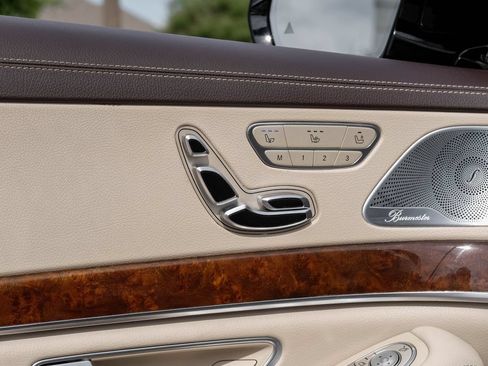 Used 2014 Mercedes-Benz S 550 Sedan image 49