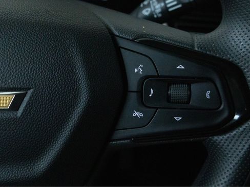 Used 2024 Chevrolet Trax LT FWD image 20