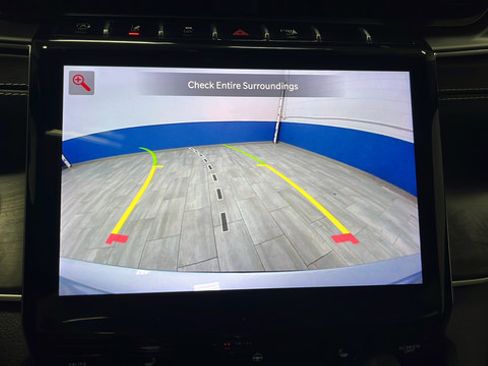 Used 2023 Jeep Grand Cherokee L Limited AWD/4WD image 14