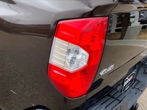 Used 2019 Toyota Tundra Platinum image 28