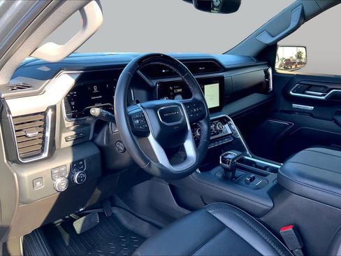 Used 2024 GMC Sierra 1500 Denali w/ Technology Package AWD/4WD image 18
