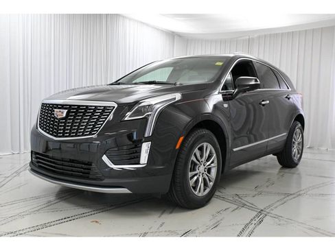 Certified 2023 Cadillac XT5 Premium Luxury image 4