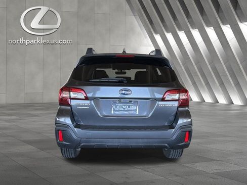 Used 2019 Subaru Outback 2.5i Premium w/ Popular Package #2 AWD/4WD image 28