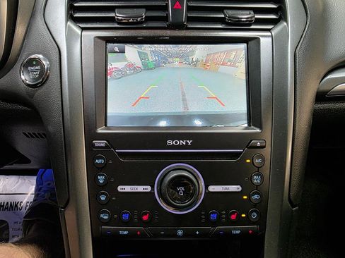 Used 2016 Ford Fusion Titanium AWD/4WD image 32