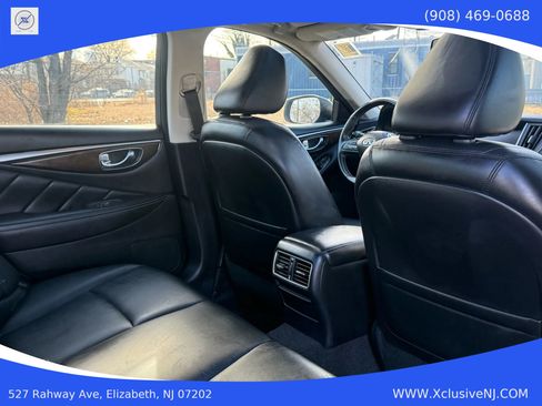 Used 2018 INFINITI Q50 Luxe w/ Essential Package (3.0T Luxe) image 24