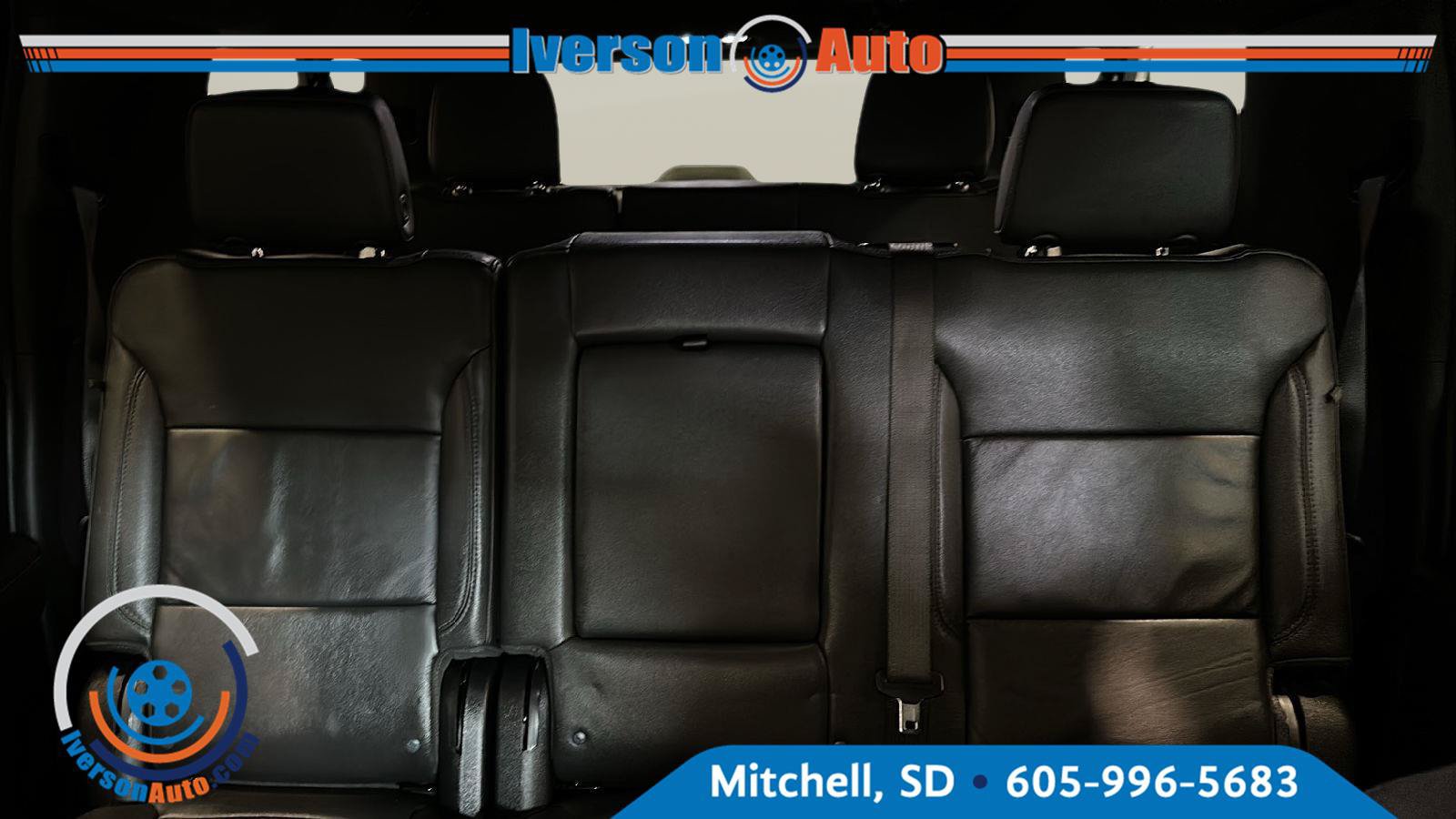 Used 2025 Chevrolet Suburban LT AWD/4WD image 24