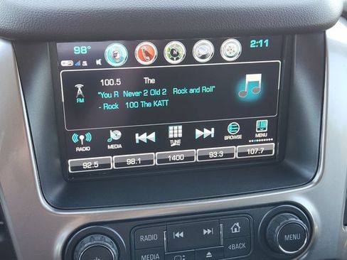 Used 2018 Chevrolet Tahoe Premier AWD/4WD image 17