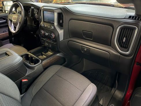 Used 2021 GMC Sierra 1500 Elevation w/ LPO, Elevation Black Package AWD/4WD image 12