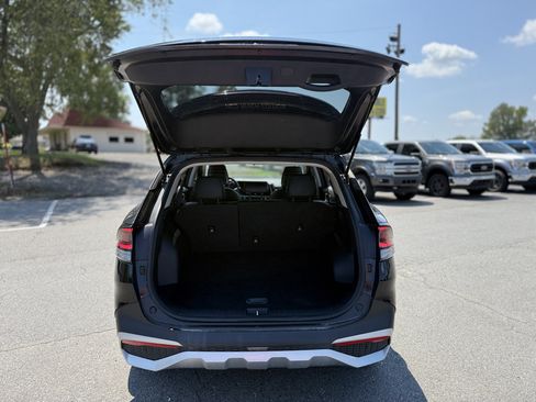Used 2024 Kia Sportage EX FWD image 19