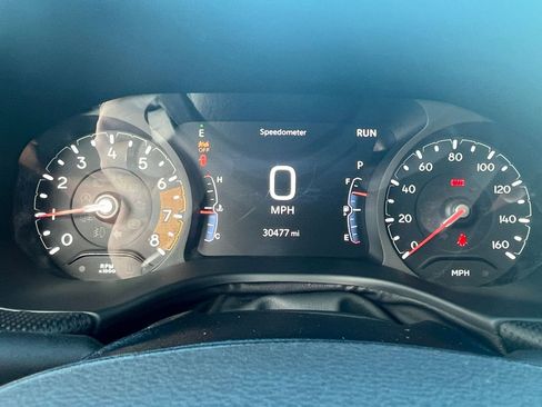 Used 2025 Jeep Compass Trailhawk AWD/4WD image 38