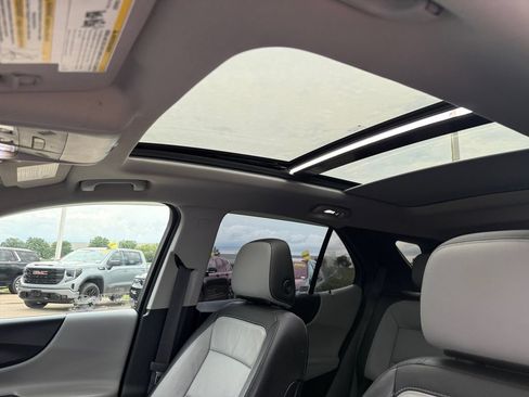 Used 2019 Chevrolet Equinox Premier AWD/4WD image 38