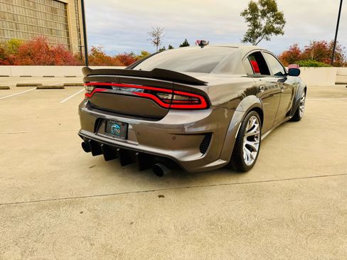 Used 2017 Dodge Charger R/T w/ Driver Confidence Group image 15