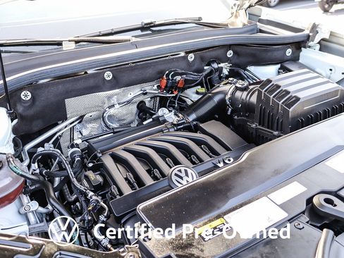 Used 2023 Volkswagen Atlas SE w/ Black Wheel Package FWD image 29
