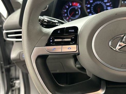 Used 2021 Hyundai Elantra SEL image 8