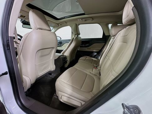 Used 2021 Lincoln Corsair AWD w/ Premium Package image 4