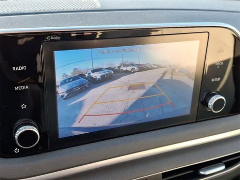Used 2023 Hyundai Sonata SE w/ Cargo Package image 17