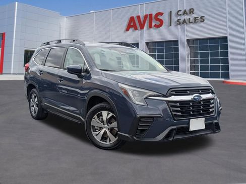 Used 2025 Subaru Ascent Premium AWD/4WD image 1