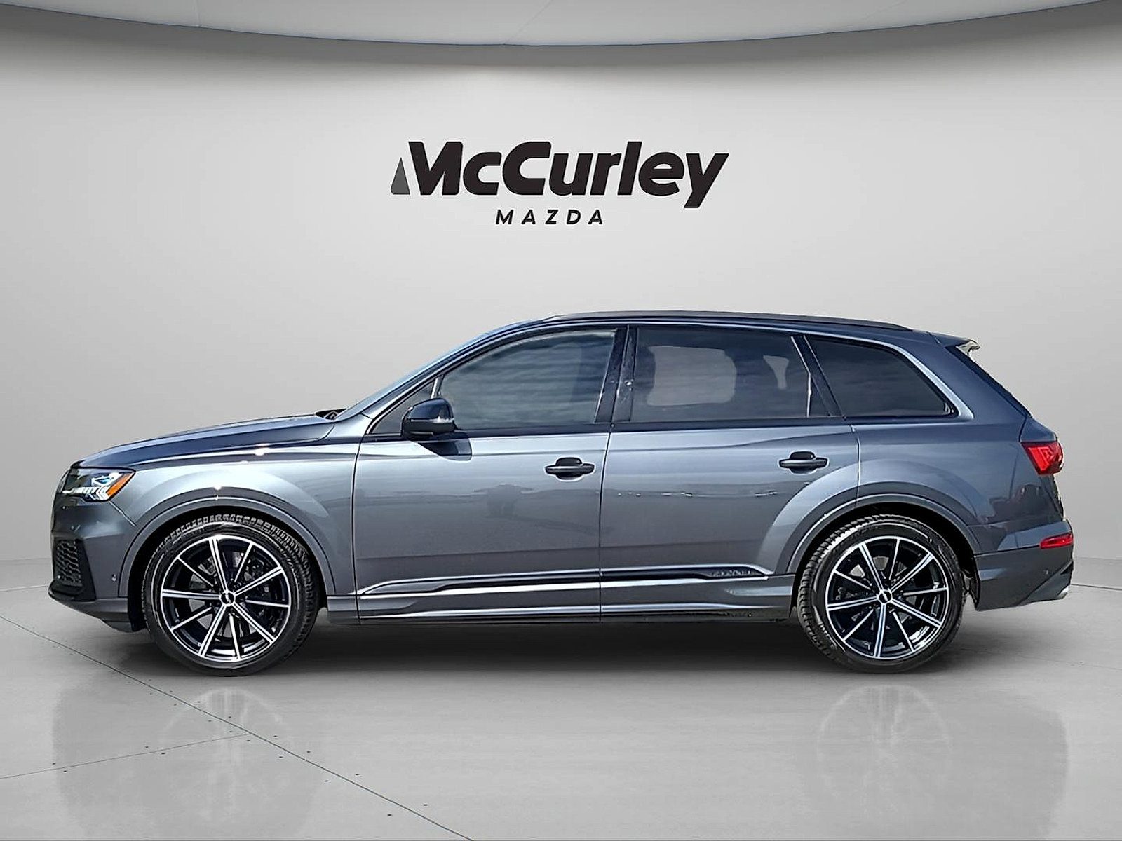 Used 2020 Audi SQ7 Prestige w/ Prestige Package AWD/4WD image 4