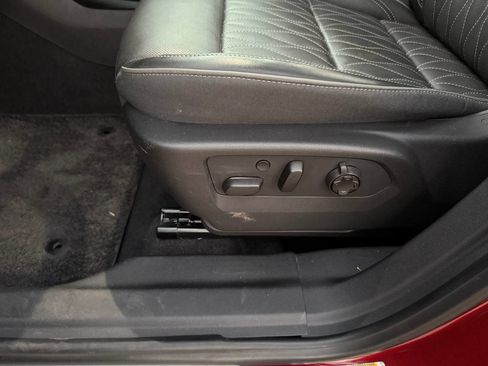 Used 2021 Buick Envision Avenir w/ Technology Package II image 28