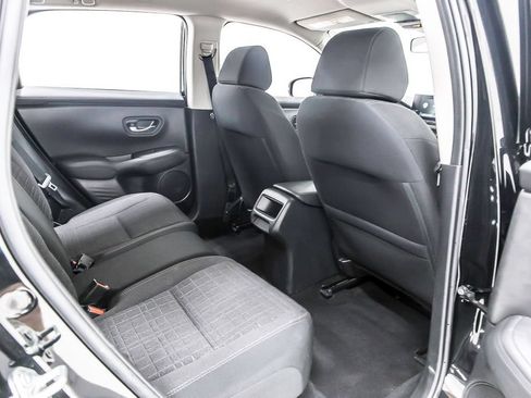 Used 2023 Honda HR-V LX image 34