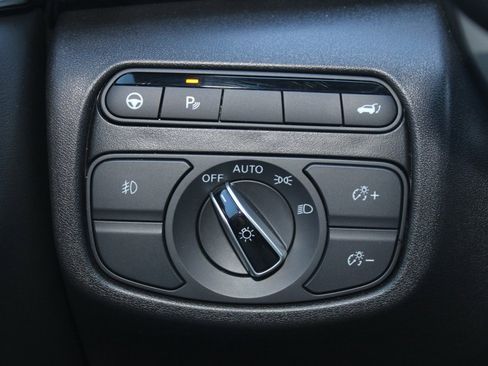 Certified 2025 INFINITI QX55 Essential image 13