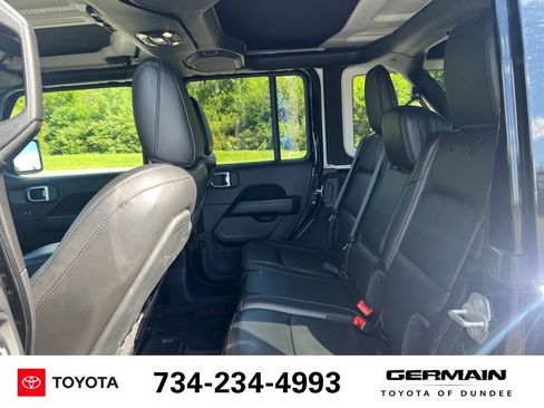 Used 2021 Jeep Wrangler Unlimited Rubicon w/ Trailer Tow Package AWD/4WD image 14
