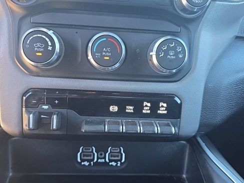 Used 2024 RAM 2500 Big Horn w/ Off Road Package AWD/4WD image 20