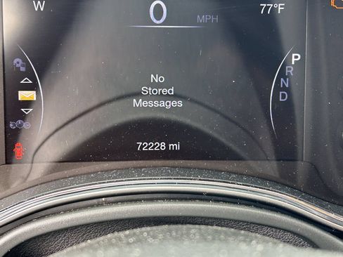 Used 2020 Jeep Grand Cherokee Limited AWD/4WD image 3
