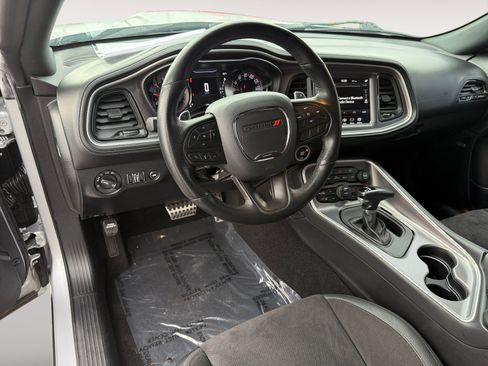 Used 2021 Dodge Challenger R/T w/ Plus Package image 15