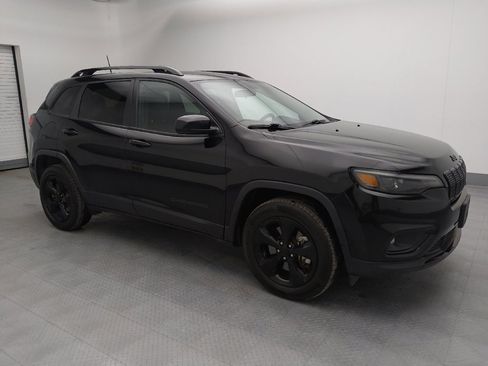 Used 2020 Jeep Cherokee Latitude Plus image 11