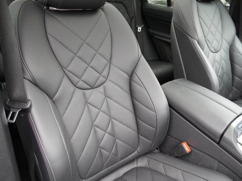 Certified 2023 BMW X5 sDrive40i w/ M Sport Package RWD image 13