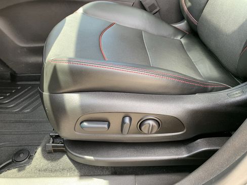 Used 2023 Chevrolet Equinox RS w/ RS Leather Package FWD image 13