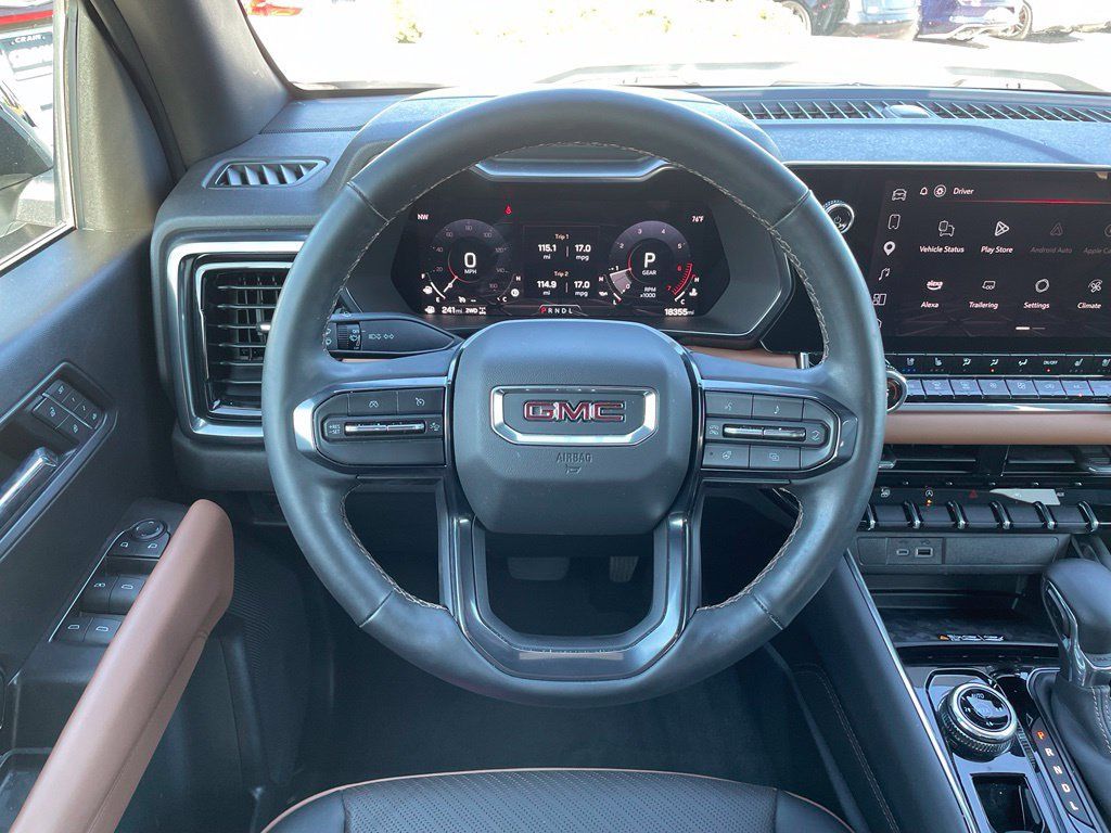 Used 2025 GMC Canyon AT4 w/ Nightfall Edition AWD/4WD image 14
